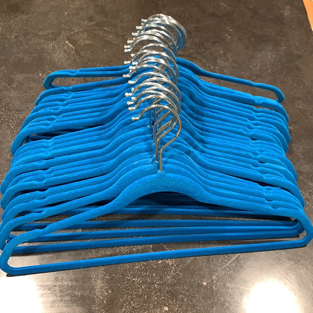 Kids Clothing 14” Hangers 25 Velvet